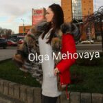 Меховая парка с натуральным мехом арктической лисы.